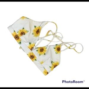 2/25💜 Sunflower Bikini Top